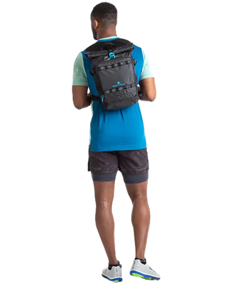 Ronhill Commuter Vest Black/Cyan-5